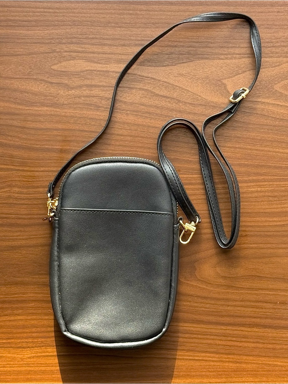 vorspack black leather crossbody bag